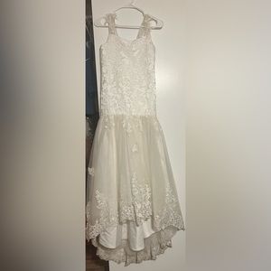 Junior Bride Ivory Wedding Dress